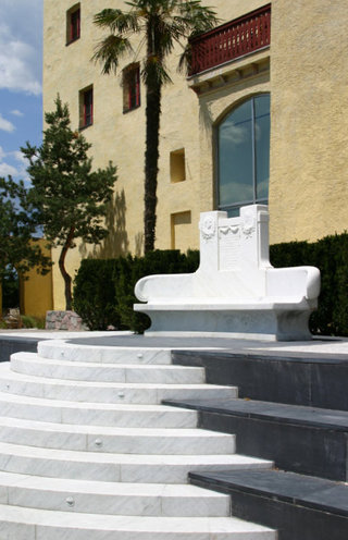 Datei:Marmorbank 2.jpg